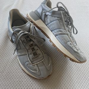 Maison Margiela  50/50 Sneakers Men’s  41 Pale Blue Runners Italy US 8